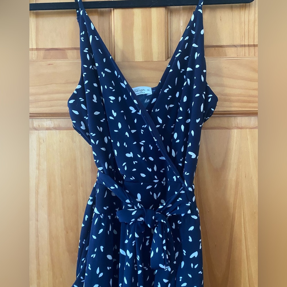 Kaileigh Navy White Abstract Print Wide Leg Jumpsuit M Surplice Tie Waist Resort